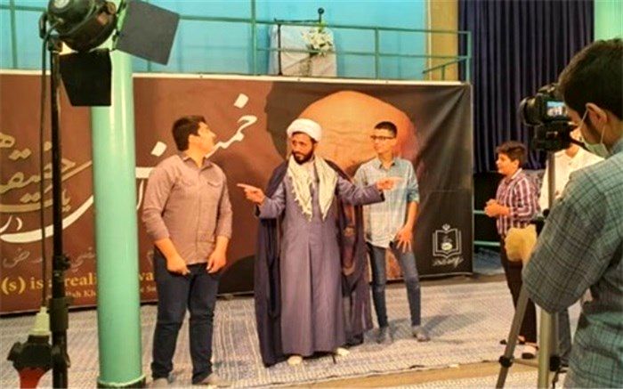 امام خمینی (ره) نمونه یک رهبر کامل و الگو برای جوانان است