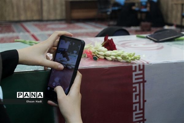 عطر شهدا در مجتمع امام رضا پیچید