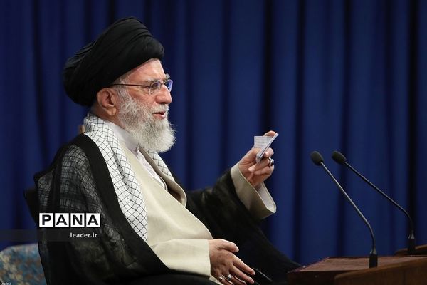 سخنرانی تلویزیونی رهبر معظم انقلاب به مناسبت سالگرد ارتحال امام خمینی(ره)