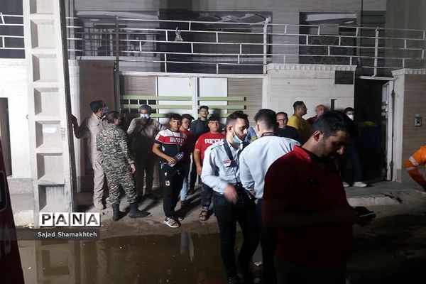 آتش سوزی محل احتکار الکل و کالای پزشکی در اهواز