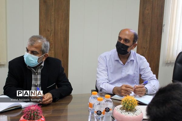 جلسه قطبی مسئولان دبیرخانه طرح دانش‌آموز تراز انقلاب اسلامی  استان بوشهر