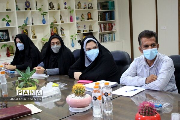جلسه قطبی مسئولان دبیرخانه طرح دانش‌آموز تراز انقلاب اسلامی  استان بوشهر