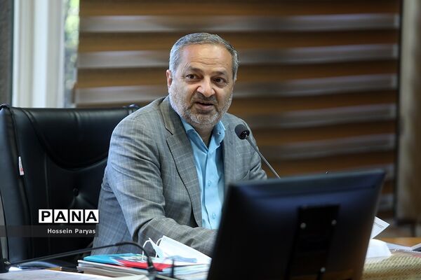 نشست هیات امنای سازمان دانش‌آموزی