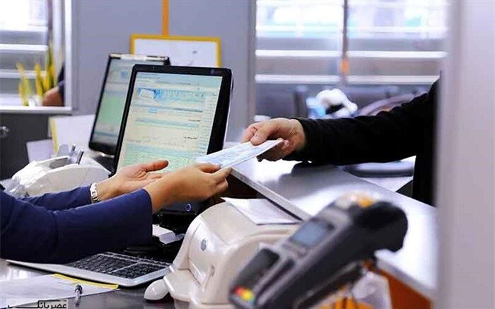 تغییرات پی در پی بانکی، نشان‌دهنده خلأ قانونی است