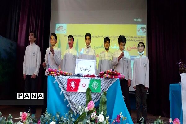 مراسم جشن سیاسی رای اولی‌های 1400 کاشمر