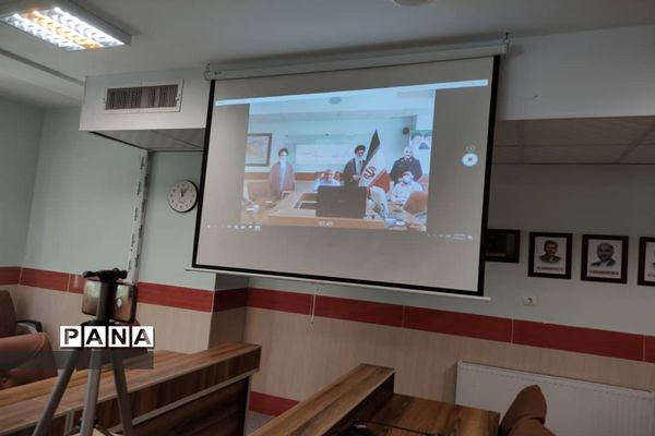 برگزاری وبینار رای اولی ها در اداره آموزش و پرورش ناحیه ۱ کرج