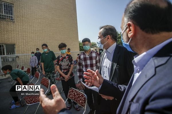 بازدید خبرنگاران از مرکز نگهداری کودکان کار یاسر