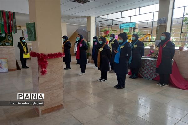 بازدید از مدارس مجری طرح کانون‌های یاریگران زندگی در شهرستان رباط کریم