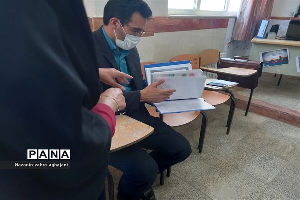 بازدید از مدارس مجری طرح کانون‌های یاریگران زندگی در شهرستان رباط کریم
