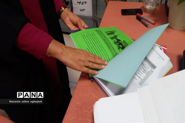 بازدید از مدارس مجری طرح کانون‌های یاریگران زندگی در شهرستان رباط کریم