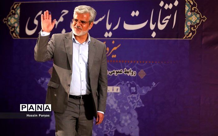 صادقی: هیچ حجت شرعی برای بی‌تفاوتی در انتخابات نمی‌بینم