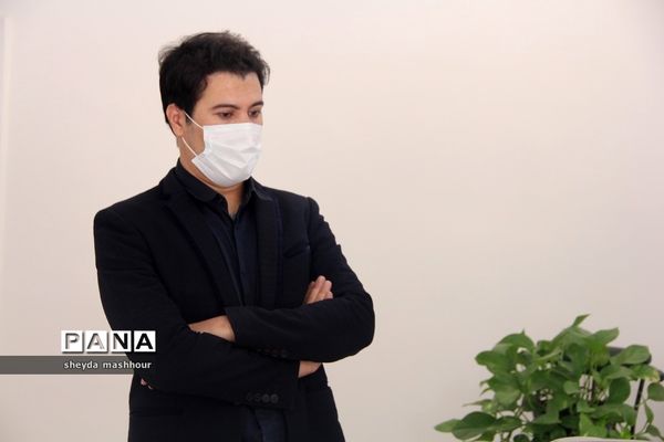 بازدید مدیرکل فرهنگی هنری، اردوها و فضای پرورشی وزارت آموزش و پرورش از داوری نهایی جشنواره معلمان مولف در شهرری