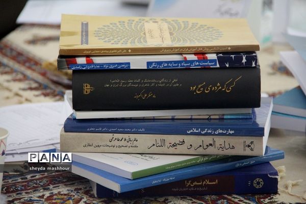 بازدید مدیرکل فرهنگی هنری، اردوها و فضای پرورشی وزارت آموزش و پرورش از داوری نهایی جشنواره معلمان مولف در شهرری