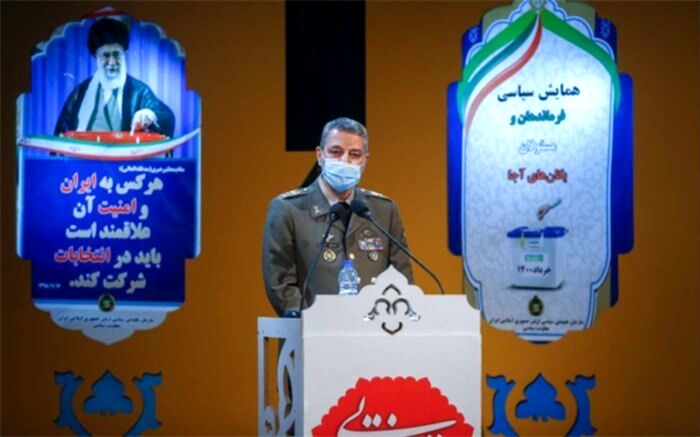 فرمانده کل ارتش: مشکلات فقط با مشارکت حداکثری و انتخاب آگاهانه حل خواهد شد