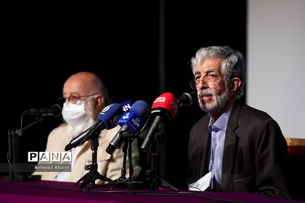 نشست خبری رئیس شورای ائتلاف نیروهای انقلاب