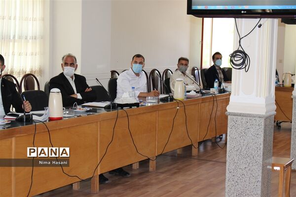 جلسه هماهنگی  مسئولان پیشتازان نواحی و مناطق 14 گانه استان زنجان