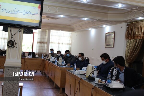جلسه هماهنگی  مسئولان پیشتازان نواحی و مناطق 14 گانه استان زنجان