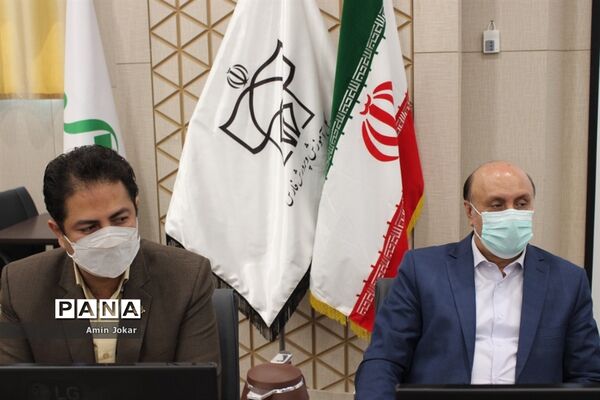 نشست تبیین بازمهندسی تشکیلات پیشتازان سازمان دانش‌آموزی در شیراز