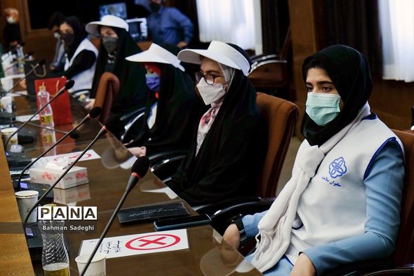 اختتامیه جشنواره و پویش مدافعان و سفیران سلامت