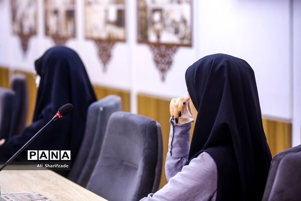 اولین پویش دانش‌آموزی ایرانینو