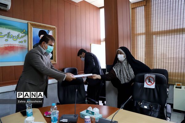 نشست مشاوران امور بانوان مناطق با مدیر کل آموزش و پرورش شهر تهران