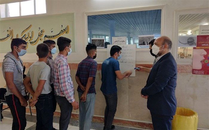 حضور در انتخابات حق است و عدم حضور در انتخابات یعنی گذشتن از یک حق