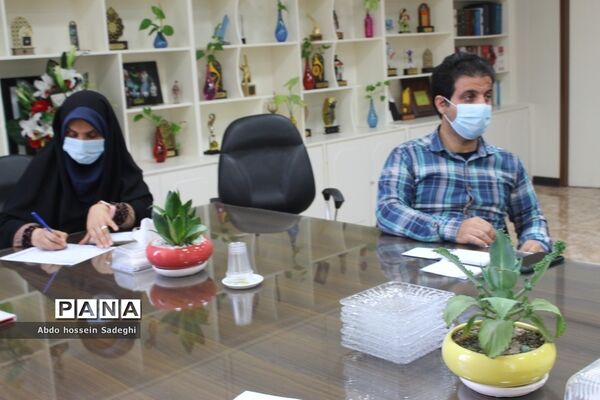 نشست هماهنگی برگزاری افتتاحیه فعالیت‌های تابستانی دانش‌آموزان استان بوشهر