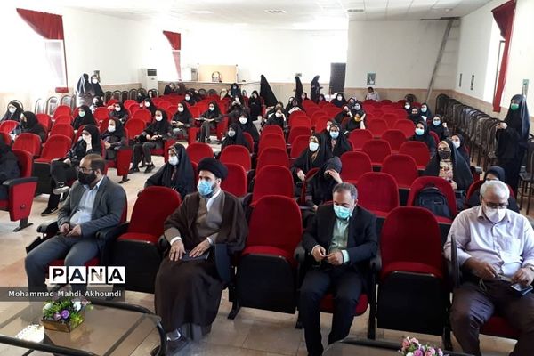 همایش جشن تکلیف سیاسی دختران رای اولی در پردیس