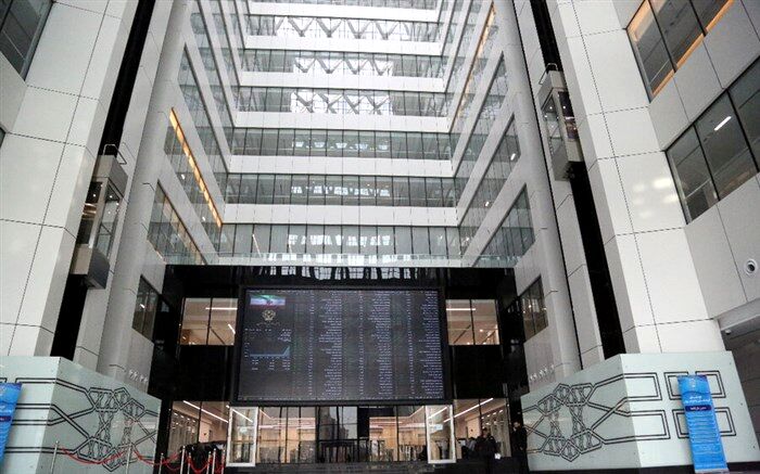 ورود مردم به بورس در دو سال گذشته رشد چشمگیری داشته‌ است