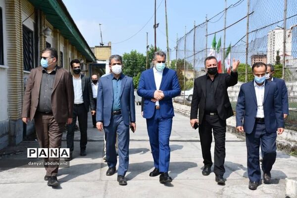 بازدید معاون وزیر آموزش و پرورش از طرح های عمرانی آموزش و پرورش محمودآباد