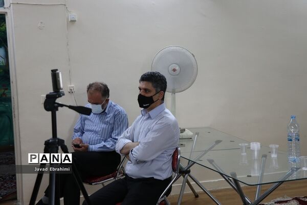 مناظره دانش‌آموزی رای اولی ها در مشهد