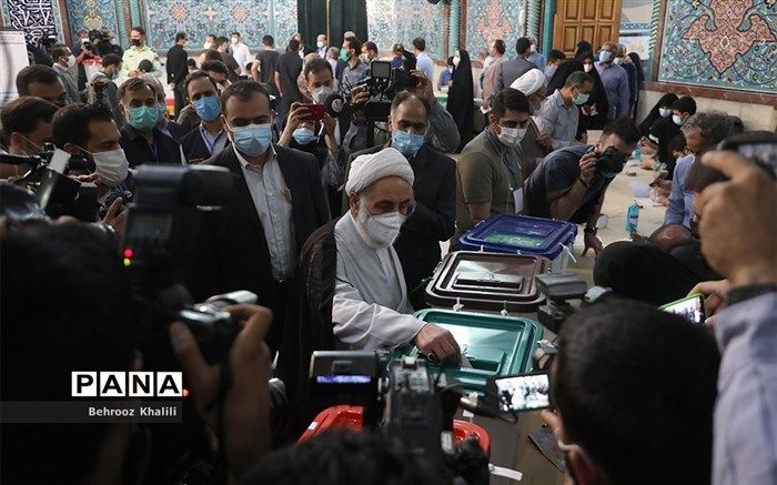 عارف و ناطق نوری در انتخابات شرکت کردند