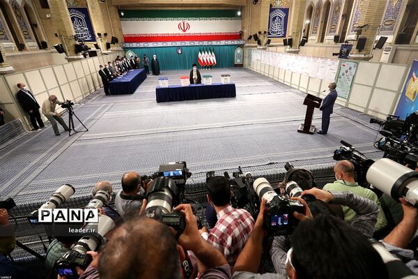 حضور رهبر معظم انقلاب  در سیزدهمین دوره انتخابات ریاست جمهوری