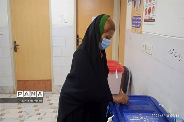 آغاز انتخابات 1400در شهرستان خاتم