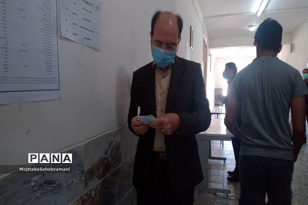 حضور  پرشور مردم در پای صندوق های رای شهرستان کاشمر