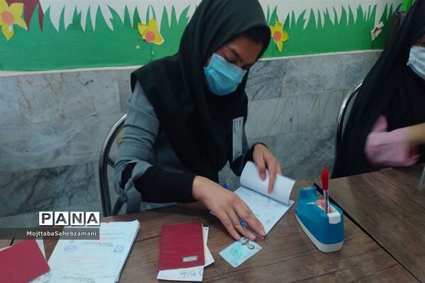 حضور  پرشور مردم در پای صندوق های رای شهرستان کاشمر