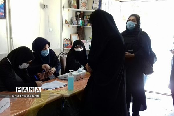 حضور مردم خاورشهر در پای صندوق‌های رای