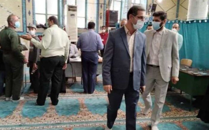 بازدید مدیر آموزش و پرورش منطقه ۱۵، از شعب اخذ رای