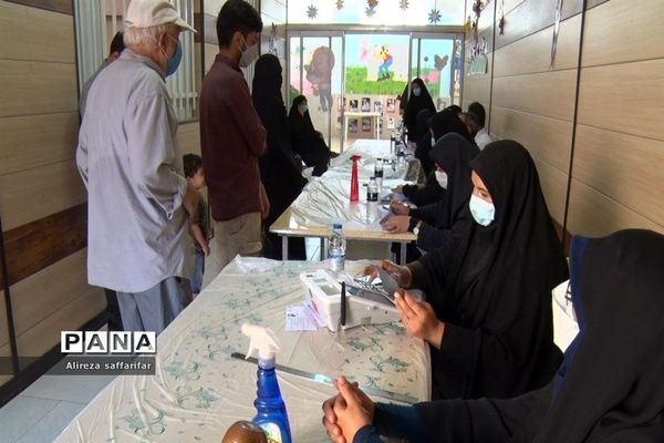 حضور حماسه ساز مردم اردستان در انتخابات۱۴۰۰