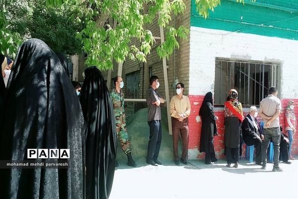حضور پرشور مردم کرمانشاهی در انتخابات 1400