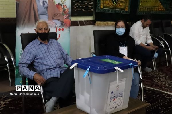 حماسه حضور مردم تبریز در انتخابات 1400