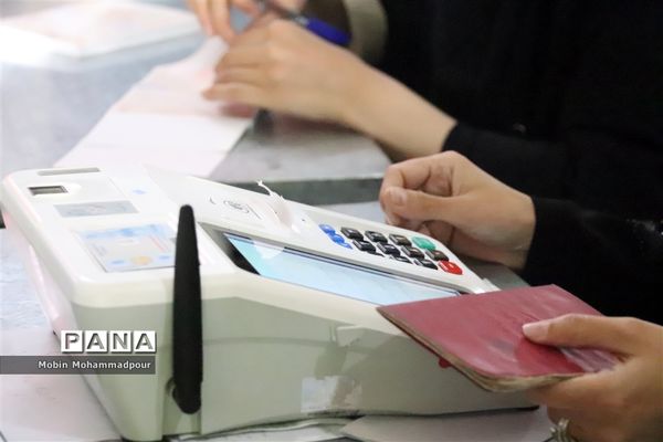 حماسه حضور مردم تبریز در انتخابات 1400