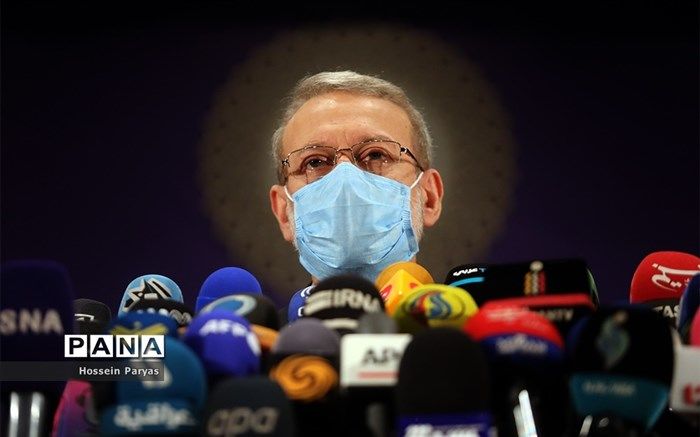 لاریجانی: فارغ از گرایش و سلیقه به پیشرفت ایران بیندیشیم