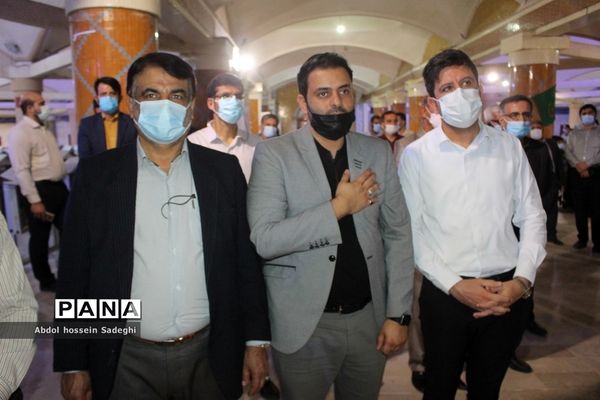 غبارروبی گلزار شهدای بوشهر