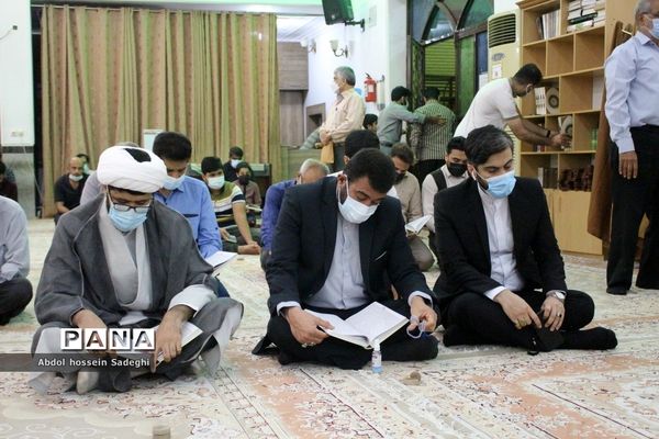 غبارروبی گلزار شهدای بوشهر