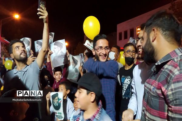 جشن دهه کرامت و پیروزی قاطع هشتمین منتخب مردم ایران