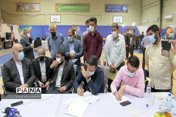 نشست خبری استاندار خوزستان پیرامون انتخابات شوراها