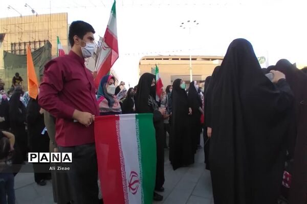 جشن مردم مشهد برای پیروزی رئیس جمهوری منتخب