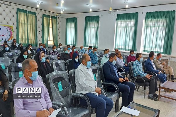 برگزاری جلسه مدیران با موضوع اوقات فراغت تابستانه در شهرستان حمیدیه