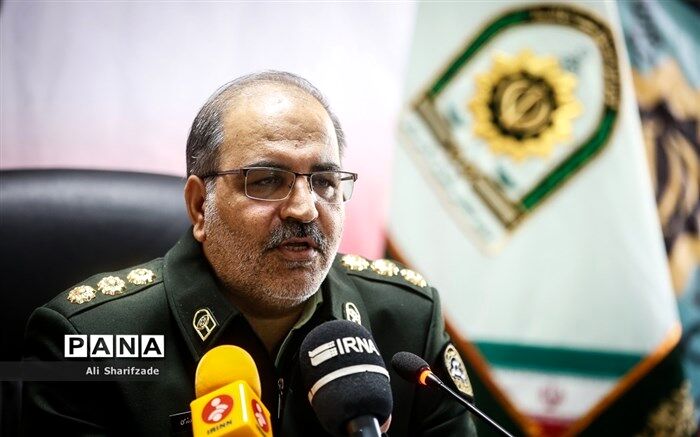 کشف 150 میلیارد ریال پوشاک خارجی قاچاق در تهران